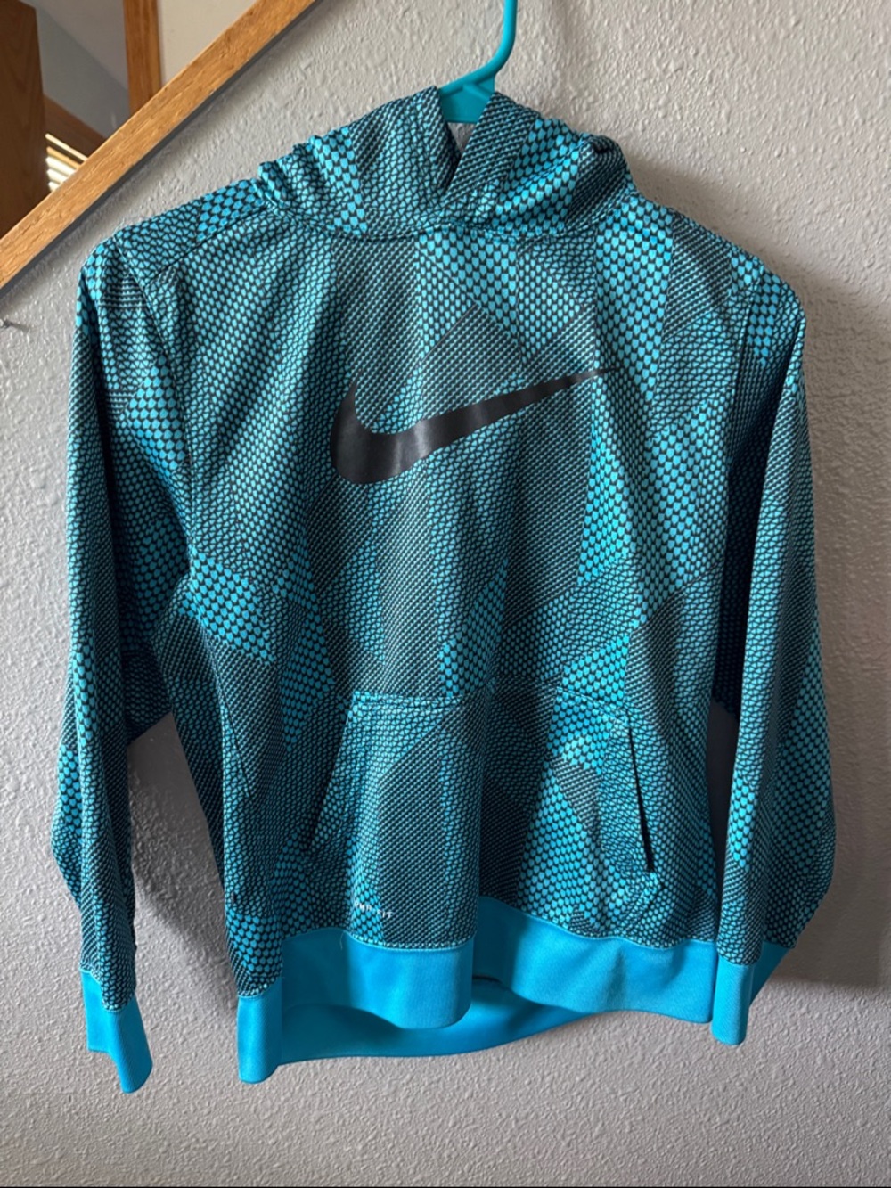 Nike Teal and Black Geometric Pullover Hoodie